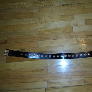 Womens Genuine Leather Belt~Size Med